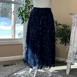 Chic Navy Blue Floral Maxi Skirt